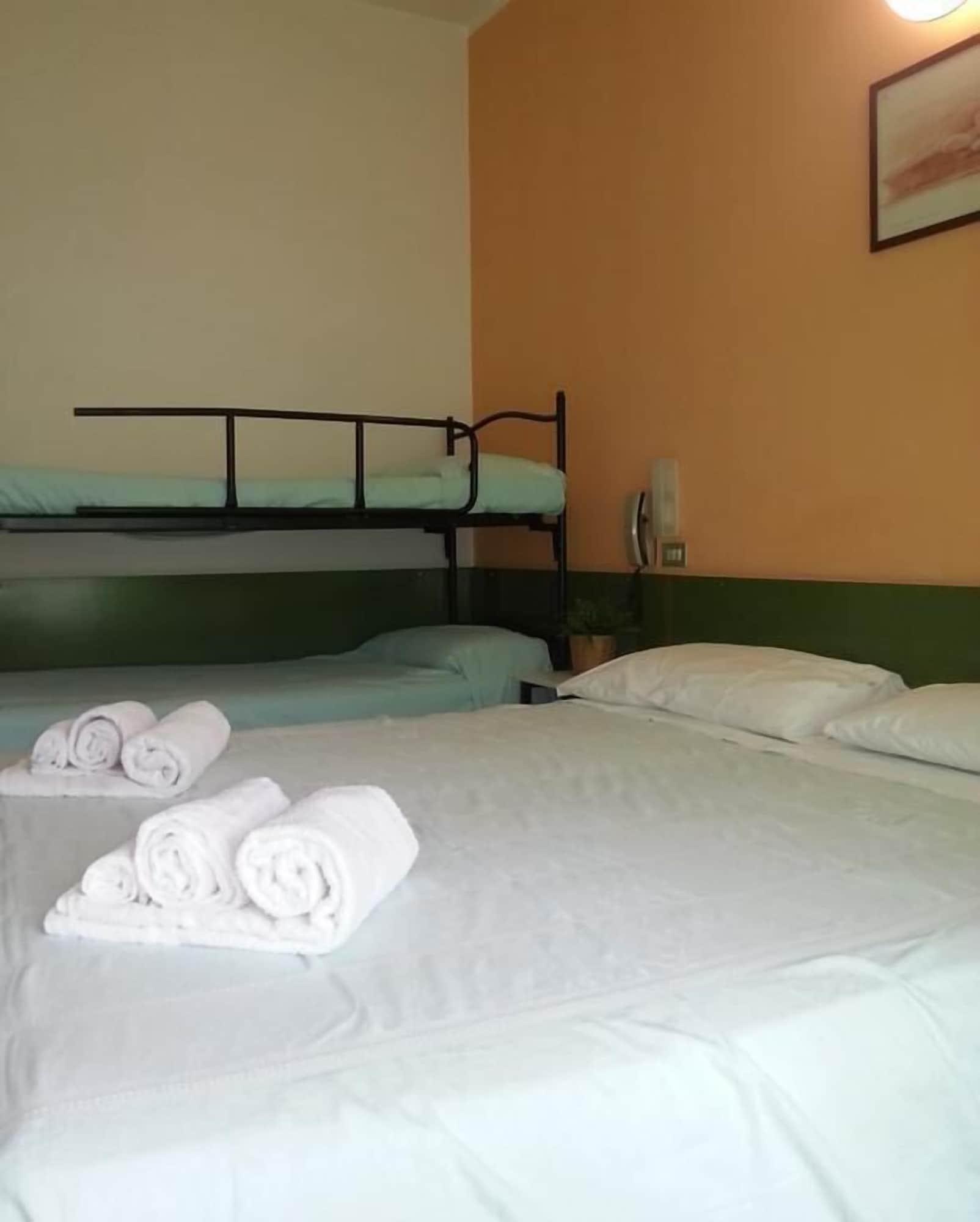 Hotel Nova Dhely Rimini Eksteriør billede